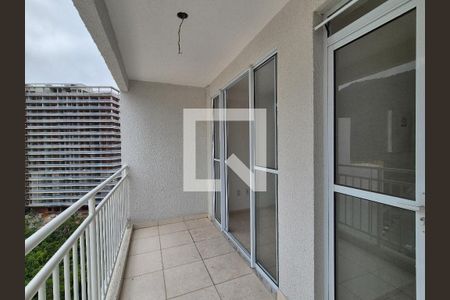 Varanda  de apartamento à venda com 3 quartos, 60m² em Barra da Tijuca, Rio de Janeiro