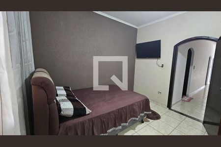 Quarto 1 de casa para alugar com 3 quartos, 350m² em Vila Real Santista, Suzano