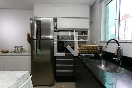 Cozinha de apartamento à venda com 2 quartos, 42m² em Chácara Califórnia, São Paulo