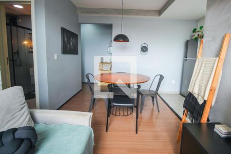 Sala de apartamento para alugar com 2 quartos, 48m² em Jardim Salete, Taboão da Serra