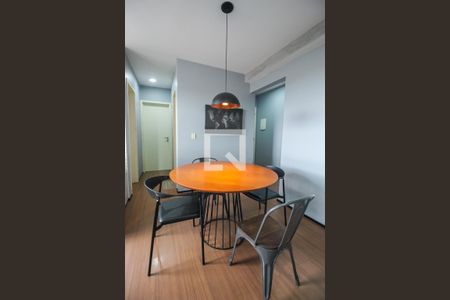 Sala de apartamento para alugar com 2 quartos, 48m² em Jardim Salete, Taboão da Serra