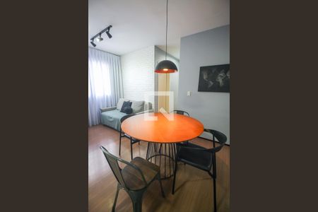 Sala de apartamento para alugar com 2 quartos, 48m² em Jardim Salete, Taboão da Serra