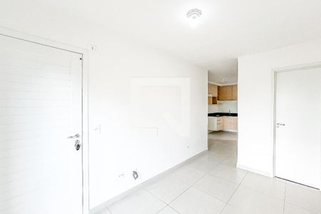 Sala de apartamento para alugar com 2 quartos, 45m² em Vila Santa Edwiges, São Paulo
