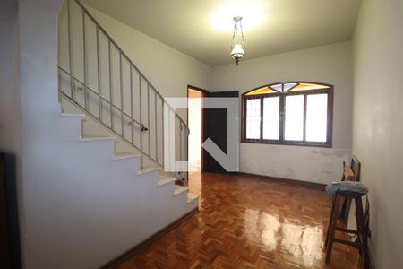 Sala de casa para alugar com 3 quartos, 259m² em Vila Palmares, Santo André