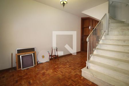 Sala de casa para alugar com 3 quartos, 259m² em Vila Palmares, Santo André