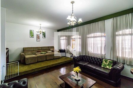 Sala de casa à venda com 4 quartos, 400m² em Jardim Peri Peri, São Paulo