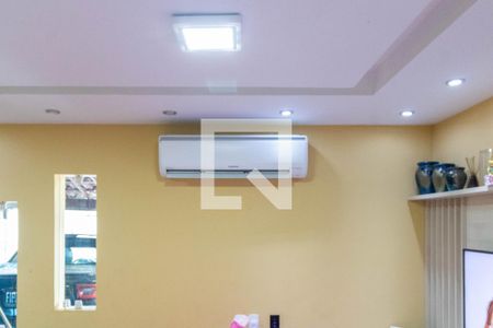 Sala de casa para alugar com 2 quartos, 150m² em Guaratiba, Rio de Janeiro