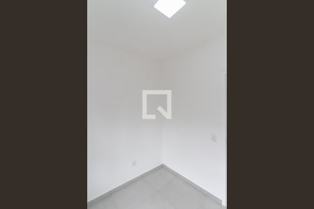 Quarto 2 de apartamento para alugar com 2 quartos, 46m² em Vila Gustavo, São Paulo