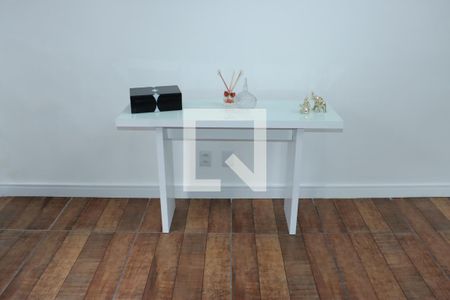 Casa de Condomínio para alugar com 4 quartos, 250m² em Pitas, Cotia