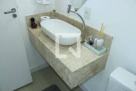 Casa de Condomínio para alugar com 4 quartos, 250m² em Pitas, Cotia