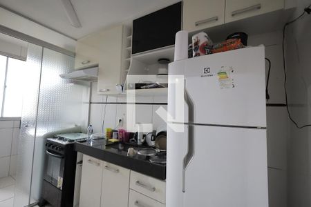 Cozinha de apartamento para alugar com 2 quartos, 55m² em Parque Sao Vicente, Santo André