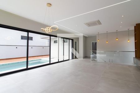 Sala de casa de condomínio à venda com 4 quartos, 271m² em Swiss Park, Campinas