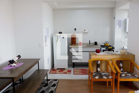 sala de apartamento para alugar com 2 quartos, 50m² em Vila Osasco, Osasco