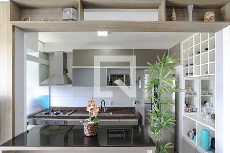 Cozinha de apartamento para alugar com 2 quartos, 49m² em Vila Mogilar, Mogi das Cruzes