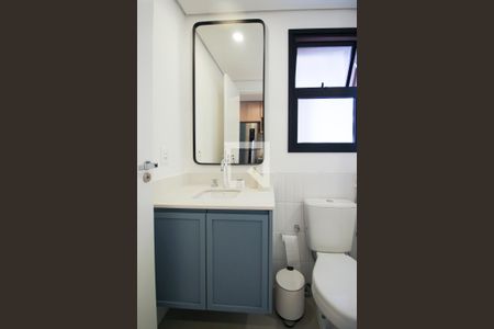 Banheiro de kitnet/studio para alugar com 1 quarto, 35m² em Itaim Bibi, São Paulo