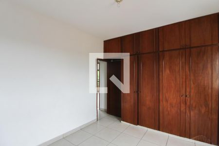 Quarto 1 de apartamento para alugar com 2 quartos, 75m² em Santa Amelia, Belo Horizonte