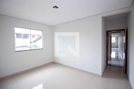 Quarto Suíte de casa para alugar com 5 quartos, 230m² em Niterói, Betim