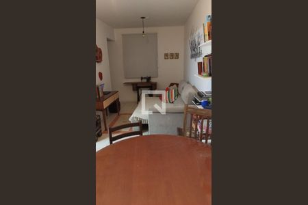 Sala de casa de condomínio para alugar com 3 quartos, 84m² em Vargem Pequena, Rio de Janeiro