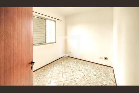 Quarto 2 de apartamento para alugar com 3 quartos, 64m² em Vila Emir, São Paulo