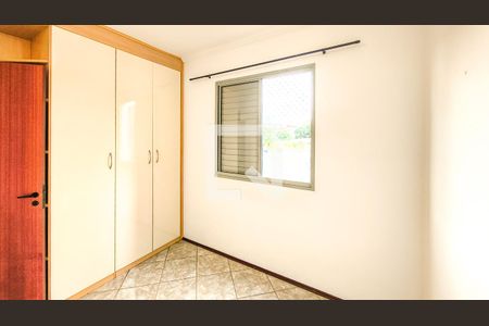 Quarto 2 de apartamento para alugar com 3 quartos, 64m² em Vila Emir, São Paulo