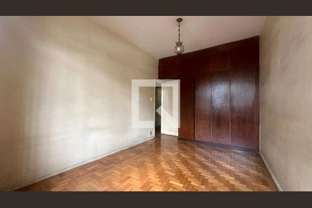 Quarto  de apartamento à venda com 3 quartos, 110m² em Santo Antônio, Belo Horizonte