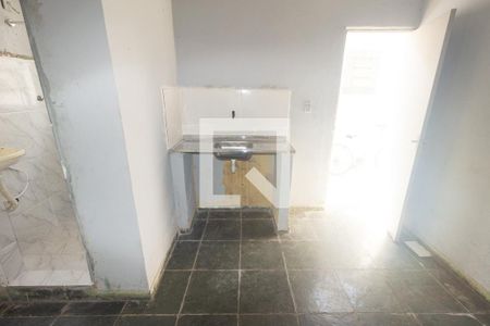 Sala/Cozinha de kitnet/studio para alugar com 1 quarto, 58m² em Inhoaíba, Rio de Janeiro