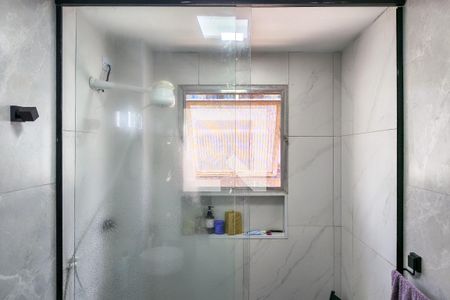 Banheiro de apartamento para alugar com 1 quarto, 34m² em Canto do Forte, Praia Grande