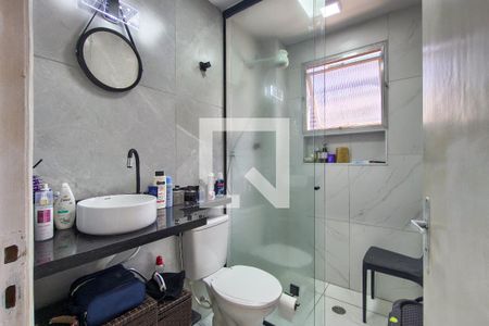 Banheiro de apartamento para alugar com 1 quarto, 34m² em Canto do Forte, Praia Grande