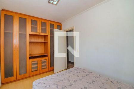 Quarto 2 de apartamento para alugar com 2 quartos, 47m² em Farrapos, Porto Alegre