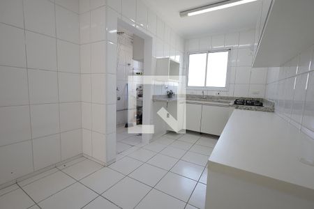 Cozinha de apartamento para alugar com 3 quartos, 97m² em Campestre, Santo André