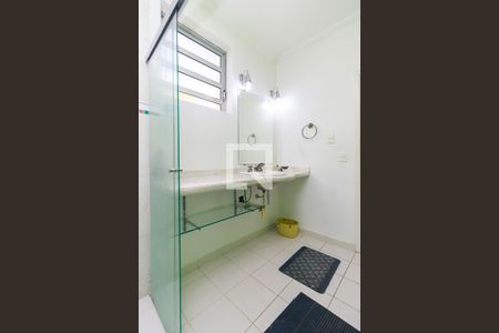 Banheiro de kitnet/studio para alugar com 1 quarto, 25m² em Itaim Bibi, São Paulo