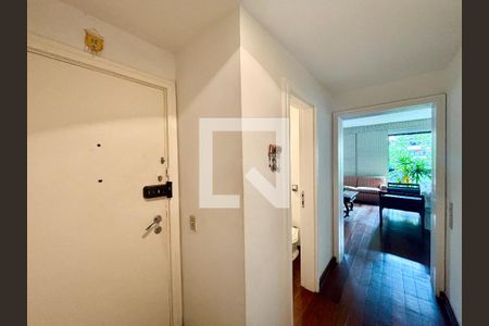 Corredor de apartamento para alugar com 4 quartos, 184m² em Gávea, Rio de Janeiro