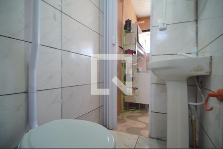 Banheiro de kitnet/studio para alugar com 1 quarto, 40m² em Santos Dumont, São Leopoldo