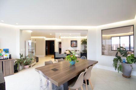 Sala de apartamento à venda com 3 quartos, 279m² em Jardim Parque Morumbi, São Paulo