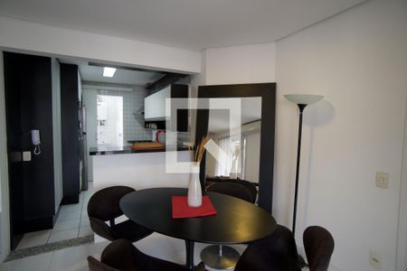 Sala de apartamento à venda com 2 quartos, 75m² em Paraíso, São Paulo