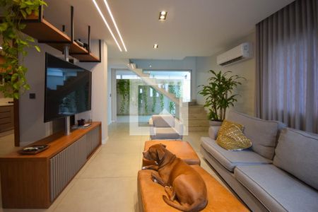 Casa de Condomínio para alugar com 3 quartos, 140m² em Jacarepaguá, Rio de Janeiro