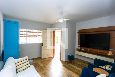 Sala 1 de casa para alugar com 5 quartos, 200m² em Vila Progredior, São Paulo