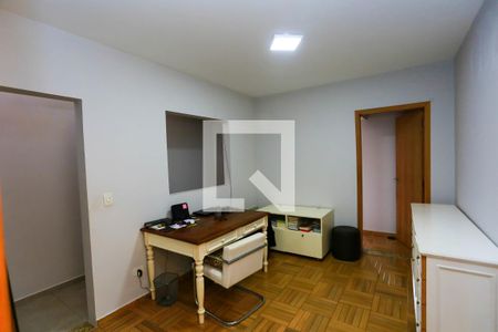 Sala 2 de casa para alugar com 5 quartos, 200m² em Vila Progredior, São Paulo