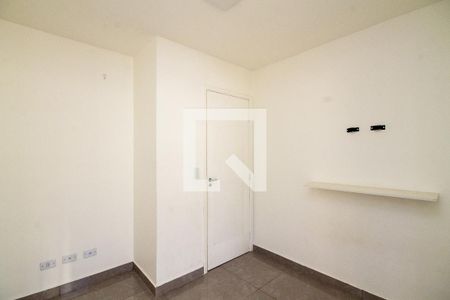Quarto 1 de casa para alugar com 2 quartos, 44m² em Jardim Ipes, Cotia