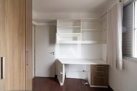 Quarto 1 de apartamento à venda com 3 quartos, 74m² em Jardim Ester Yolanda, São Paulo