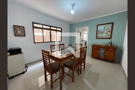 Sala de estar de casa à venda com 3 quartos, 141m² em Jardim Pinheiros, São Paulo