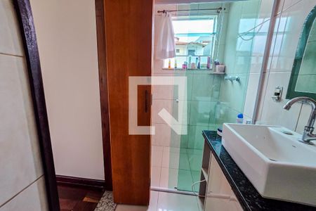 Casa à venda com 3 quartos, 190m² em Vila Alpina, Santo André