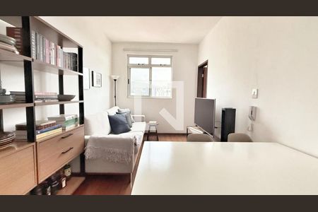 Apartamento à venda com 1 quarto, 40m² em Carmo, Belo Horizonte