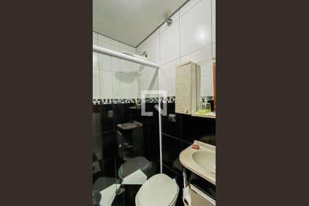 Banheiro de casa à venda com 4 quartos, 150m² em Cangaiba, São Paulo