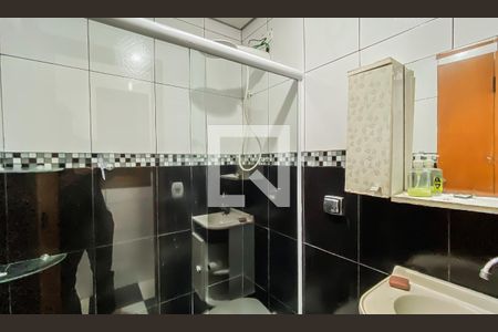 Banheiro de casa à venda com 4 quartos, 150m² em Cangaiba, São Paulo