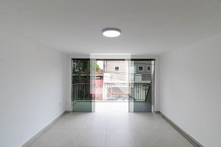 Sala de casa para alugar com 2 quartos, 125m² em Parque Cisper, São Paulo