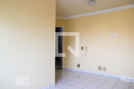 Sala de apartamento para alugar com 3 quartos, 67m² em Parque Marajoara, Santo André