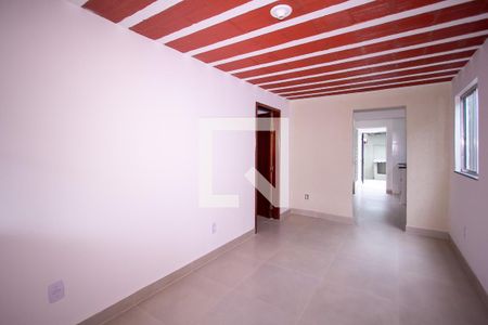 Casa para alugar com 2 quartos, 60m² em Porto Novo, São Gonçalo