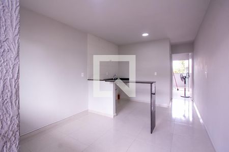 Sala de apartamento para alugar com 1 quarto, 30m² em Vila Três, São Gonçalo