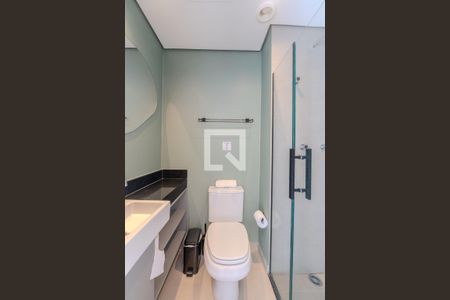 Banheiro de kitnet/studio à venda com 1 quarto, 16m² em Bela Vista, São Paulo